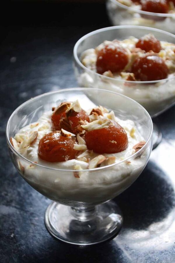 Ice Cream With Gulab Jamoon