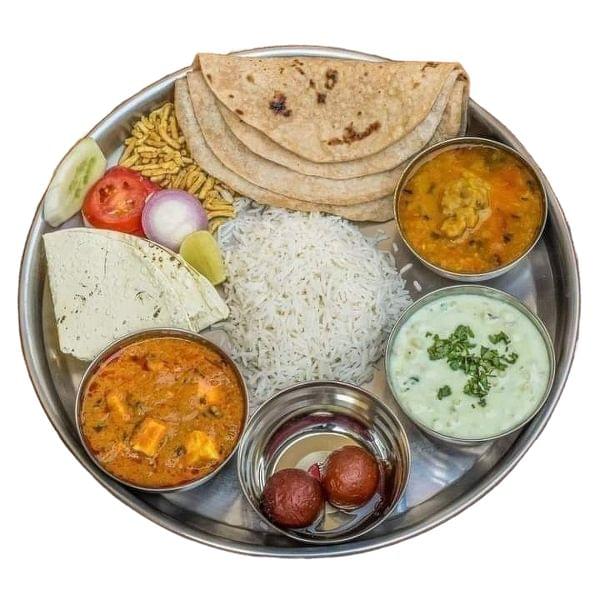 Papadum's Veg Thali- Dal Makahani/Paneer Butter Masala/Jeera Rice/Butter Naan/Papad/Raita/Gulab Jamun